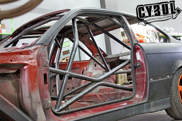 BMW E36 coupe roll cage by Cybul