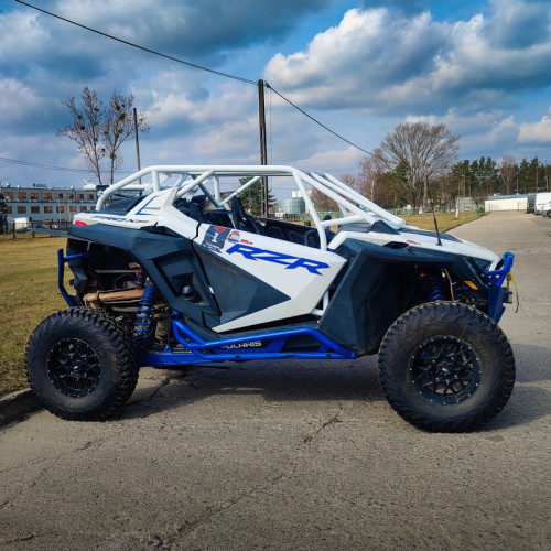 Polaris RZR PRO XP roll cage by Cybul Radical Solutions